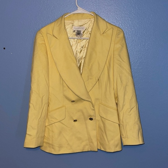 Vintage Escada Double Breasted Yellow Blazer Rabbit New Wool Angora  36. P - Picture 1 of 7